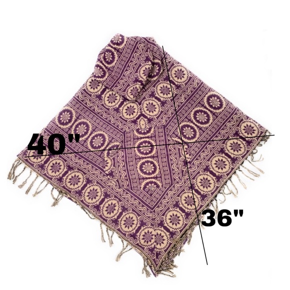 Hooded Woolen Poncho - Picture 9 of 9